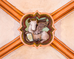 Heidelberg - Heiliggeistkirche - Mittelschiff - 2. Schlußstein, von Westen aus gezählt (aufgenommen im Januar 2013, am frühen Nachmittag) Heidelberg - Heiliggeistkirche - Mittelschiff - 2. Schlußstein, von Westen aus gezählt (aufgenommen im Januar 2013, am frühen Nachmittag)