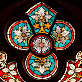 Heidelberg - Heiliggeistkirche - Südschiff - 3. Joch, von Westen aus gezählt - Ausschnitt aus dem Maßwerk des Ornamentfensters (aufgenommen im März 2013, am frühen Nachmittag) Heidelberg - Heiliggeistkirche - Südschiff - 3. Joch, von Westen aus gezählt - Ausschnitt aus dem Maßwerk des Ornamentfensters (aufgenommen im März 2013, am frühen Nachmittag)