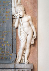 Heidelberg - Heiliggeistkirche - Südschiff - Ausschnitt aus dem Epitaph ("Theresia Ludovica Fortunata Lerchenfeld"), an Wand des südlichen Seitenschiffs, im Osten (aufgenommen im Januar 2014, am frühen Nachmittag)