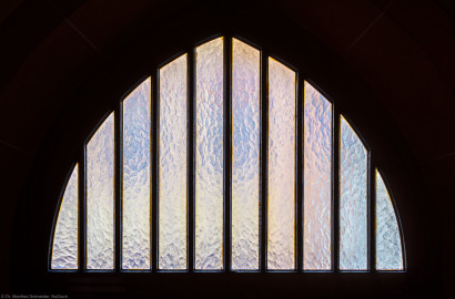 Heidelberg - Heiliggeistkirche - Nordseite - Westliches Nordportal - Spitzbogen, von innen, bei beginnender Dämmerung (aufgenommen im Februar 2014, am Nachmittag) Heidelberg - Heiliggeistkirche - Nordseite - Westliches Nordportal - Spitzbogen, von innen, bei beginnender Dämmerung (aufgenommen im Februar 2014, am Nachmittag)