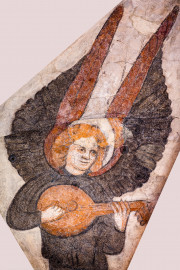 Heidelberg - Heiliggeistkirche - Mittelschiff - Engel (Position 4 Uhr) aus der Gewölbemalerei "Engelskonzert" (aufgenommen im Februar 2014, am frühen Nachmittag)