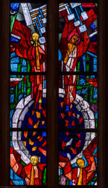 Heidelberg - Heiliggeistkirche - Westempore - Ausschnitt aus dem "Offenbarungsfenster" von Hans Gottfried von Stockhausen (aufgenommen im Mai 2014, am späten Vormittag)