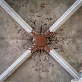 Heidelberg - Heiliggeistkirche - Sakristei - Westlicher Schlussstein mit Ornament (aufgenommen im Mai 2015, am Nachmittag) Heidelberg - Heiliggeistkirche - Sakristei - Westlicher Schlussstein mit Ornament (aufgenommen im Mai 2015, am Nachmittag)