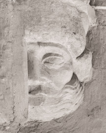 Heidelberg - Heiliggeistkirche - Südempore - Südseite - 6. Figur am unteren Dienstabschluß, von Westen aus gezählt (aufgenommen im Juni 2015, am frühen Nachmittag) Heidelberg - Heiliggeistkirche - Südempore - Südseite - 6. Figur am unteren Dienstabschluß, von Westen aus gezählt (aufgenommen im Juni 2015, am frühen Nachmittag)