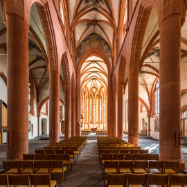 Heidelberg - Heiliggeistkirche - Mittelschiff - Blick durch die Schiffe auf den Chor (aufgenommen im September 2015, am späten Vormittag) Heidelberg - Heiliggeistkirche - Mittelschiff - Blick durch die Schiffe auf den Chor (aufgenommen im September 2015, am späten Vormittag)