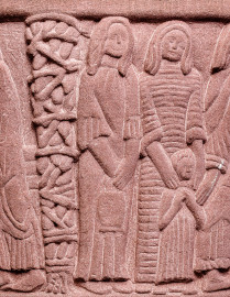 Heidelberg - Heiliggeistkirche - Altarbereich - Taufbecken von Edzard Hobbing - 11. Segment der Abfolge aller Segmente (aufgenommen im September 2015, am frühen Nachmittag) Heidelberg - Heiliggeistkirche - Altarbereich - Taufbecken von Edzard Hobbing - 11. Segment der Abfolge aller Segmente (aufgenommen im September 2015, am frühen Nachmittag)