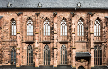 Heidelberg - Heiliggeistkirche - Südseite - Blick auf das Südschiff und die Südempore (aufgenommen im Oktober 2015, um die Mittagszeit) Heidelberg - Heiliggeistkirche - Südseite - Blick auf das Südschiff und die Südempore (aufgenommen im Oktober 2015, um die Mittagszeit)