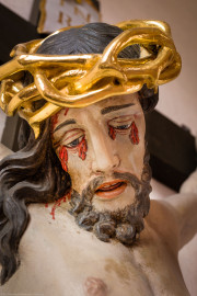 Heidelberg - Heiliggeistkirche - Nordempore - Ausschnitt aus Kruzifix, an Ostwand (aufgenommen im Oktober 2015, am späten Nachmittag) Heidelberg - Heiliggeistkirche - Nordempore - Ausschnitt aus Kruzifix, an Ostwand (aufgenommen im Oktober 2015, am späten Nachmittag)