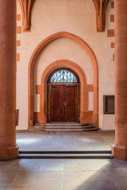 Heidelberg - Heiliggeistkirche - Südseite - Mittleres Südportal (aufgenommen im Oktober 2015, am Nachmittag) Heidelberg - Heiliggeistkirche - Südseite - Mittleres Südportal (aufgenommen im Oktober 2015, am Nachmittag)