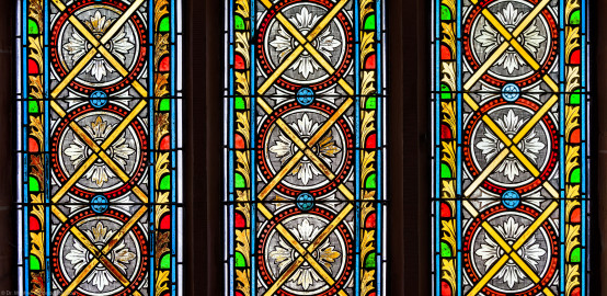 Heidelberg - Heiliggeistkirche - Südschiff - 4. Joch, von Westen aus gezählt - Felder (zweite Zeile) des Ornamentfensters (aufgenommen im Oktober 2015, um die Mittagszeit) Heidelberg - Heiliggeistkirche - Südschiff - 4. Joch, von Westen aus gezählt - Felder (zweite Zeile) des Ornamentfensters (aufgenommen im Oktober 2015, um die Mittagszeit)