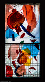 Heidelberg - Heiliggeistkirche - Nordschiff - 6. Joch, von Westen aus gezählt - Feld (mittlere Bahn, erste Zeile) des Fensters "Schöpfungsgeschichte - Der Baum der Erkenntnis" von Hella De Santarossa (aufgenommen im Oktober 2015, am Nachmittag) Heidelberg - Heiliggeistkirche - Nordschiff - 6. Joch, von Westen aus gezählt - Feld (mittlere Bahn, erste Zeile) des Fensters "Schöpfungsgeschichte - Der Baum der Erkenntnis" von Hella De Santarossa (aufgenommen im Oktober 2015, am Nachmittag)