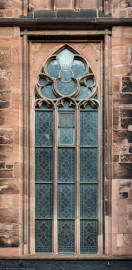 Heidelberg - Heiliggeistkirche - Südseite - 3. Fenster des Südschiffs, von Westen aus gezählt - Blick auf das Ornamentfenster (aufgenommen im November 2015, am Vormittag) Heidelberg - Heiliggeistkirche - Südseite - 3. Fenster des Südschiffs, von Westen aus gezählt - Blick auf das Ornamentfenster (aufgenommen im November 2015, am Vormittag)