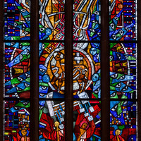 Heidelberg - Heiliggeistkirche - Westempore - Mittleres Drittel des "Offenbarungsfensters" von Hans Gottfried von Stockhausen (aufgenommen im Mai 2014, am frühen Nachmittag)