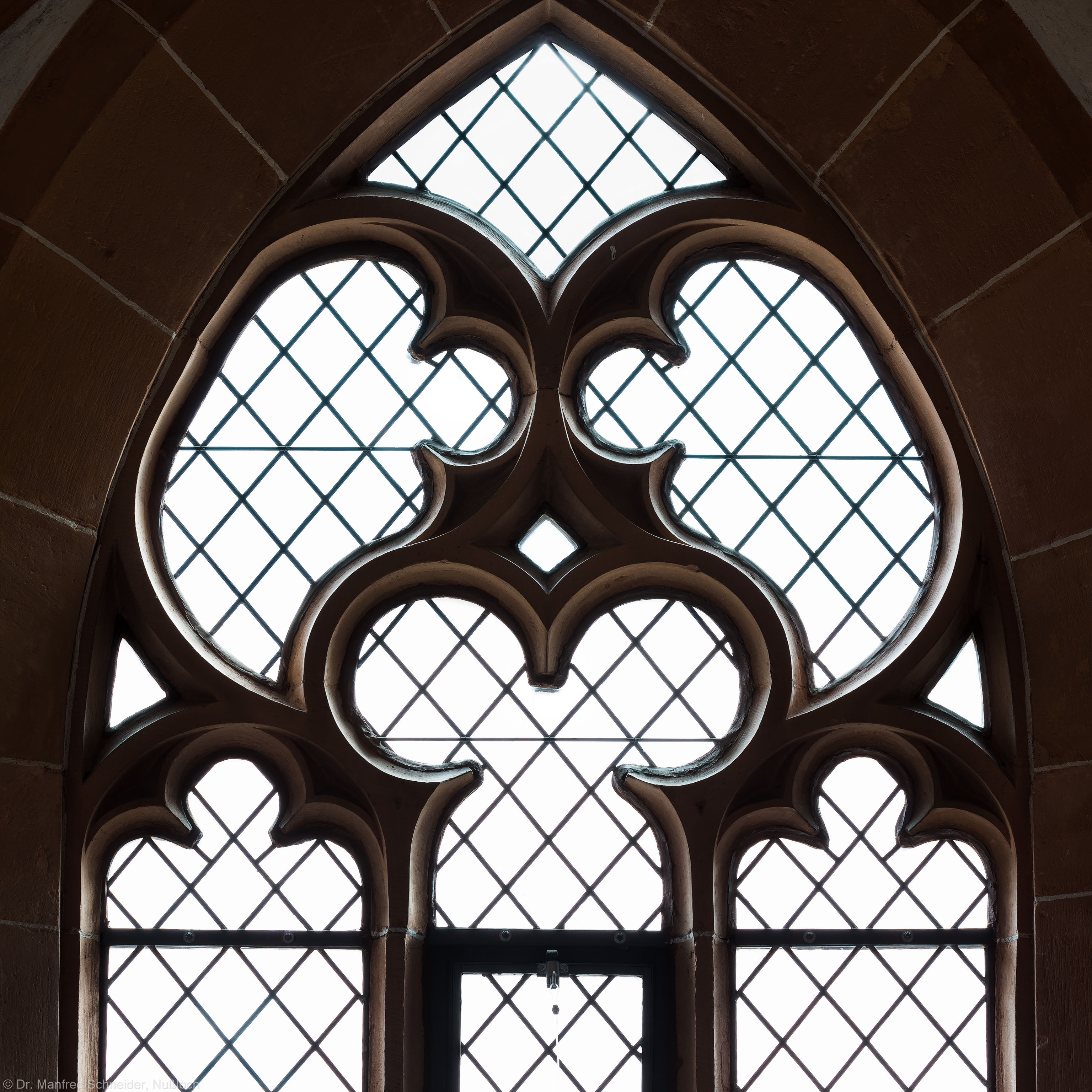 Heidelberg - Heiliggeistkirche - Südempore - 2. Joch, von Westen aus gezählt - Fenstermaßwerk (aufgenommen im Mai 2015, am späten Nachmittag)