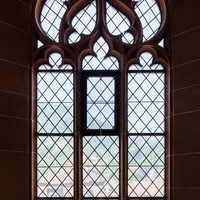 Heidelberg - Heiliggeistkirche - Westbau - Emporenebene - Nordwestseite - Fenster nach Norden hin (aufgenommen im Juni 2015, am Nachmittag)