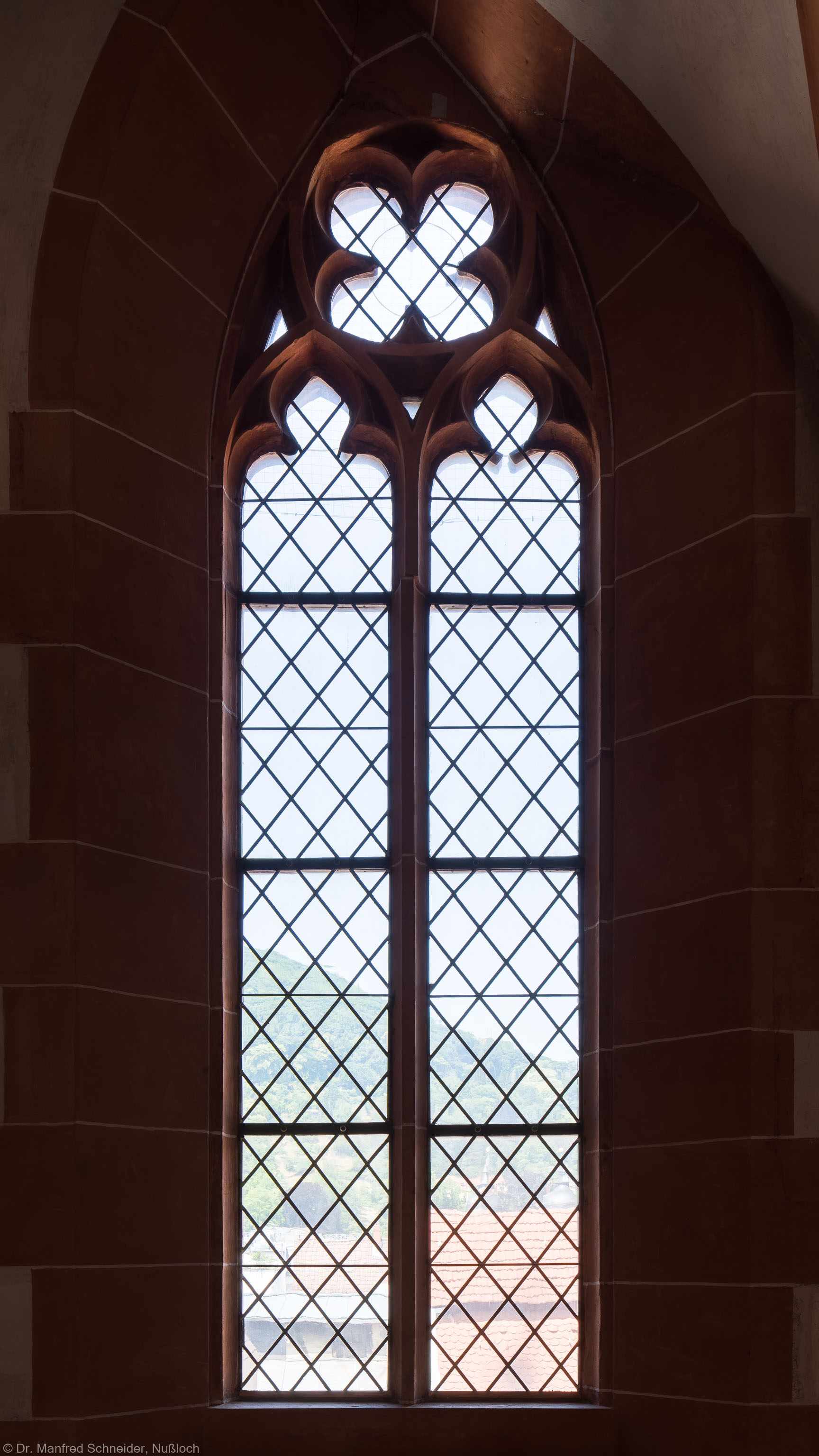 Heidelberg - Heiliggeistkirche - Nordempore - 2. Joch, von Westen aus gezählt - Fenster und Maßwerk (aufgenommen im Juni 2015, am Nachmittag)