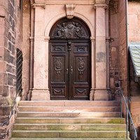 Heidelberg - Heiliggeistkirche - Nordseite - Östliches Nordportal - Blick auf das gesamte Portal mit der Treppe (aufgenommen im Oktober 2015, am späten Nachmittag)